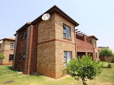Apartment For Rent In Bergbron, Roodepoort