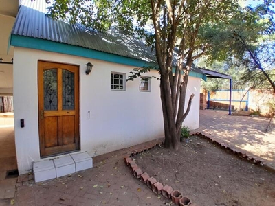 Apartment For Rent In Waverley, Bloemfontein