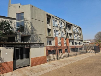 Apartment For Sale In Annlin, Pretoria