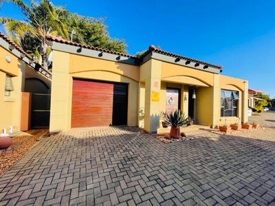 Apartment For Sale In Vharanani, Polokwane