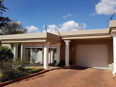 House For Rent In Hurlingham Manor, Sandton