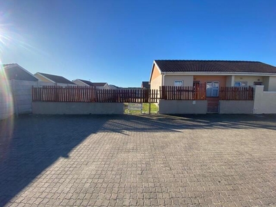 House For Rent In Pelican Park, Cape Town