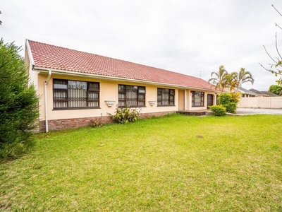 House For Sale In Amalinda, East London