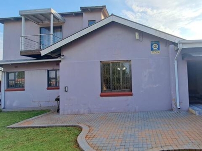 House For Sale In Crosby, Johannesburg