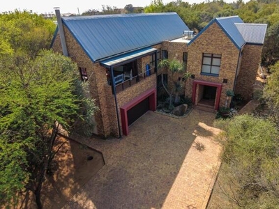 House For Sale In Leeuwfontein, Pretoria