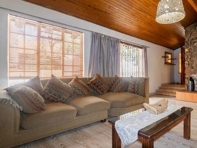 House For Sale In Lynnwood Manor, Pretoria