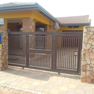 House For Sale In Roodebult, Germiston
