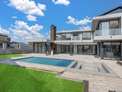 House For Sale In Waterfall Country Estate, Midrand