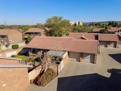 House For Sale In Willow Park Manor, Pretoria