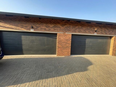 Townhouse For Rent In Six Fountains Residential Estate, Pretoria