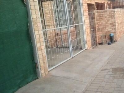 Townhouse For Sale In Penina Park, Polokwane