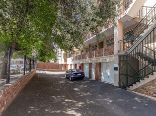 Apartment For Sale in Mowbray