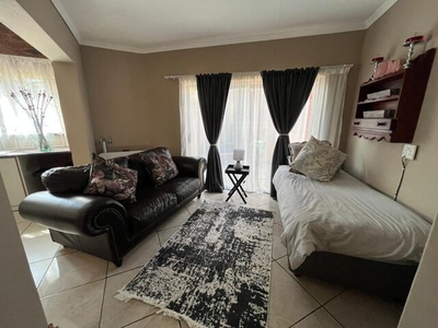 5 bedroom, Kimberley Northern Cape N/A