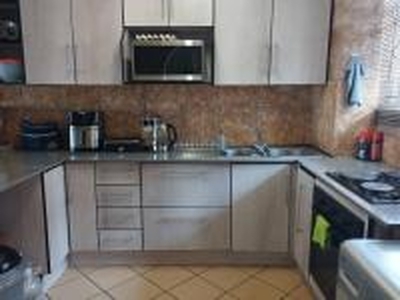 2 Bedroom Apartment to Rent in East Lynne - Property to rent