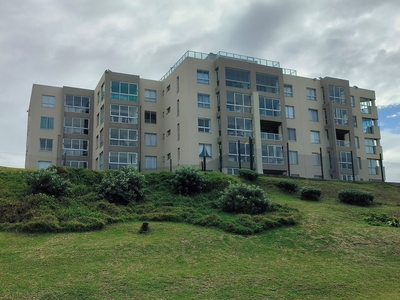3 Bedroom Apartment For Sale in Margate