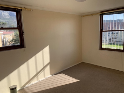 3 bedroom apartment to rent in Cape Town Central