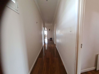 3 bedroom apartment to rent in Musgrave