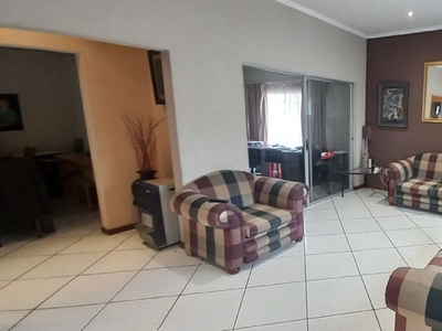 3 bedroom house for sale in Geduld Ext