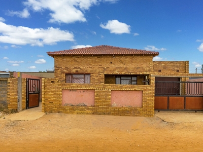 4 bedroom house for sale in Tshepisong
