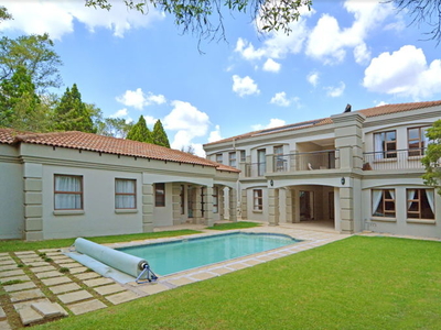 6 Bed, 5.5 Bathroom House in Fourways