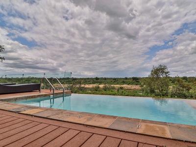 Security estate home for sale in Mjejane Game Reserve