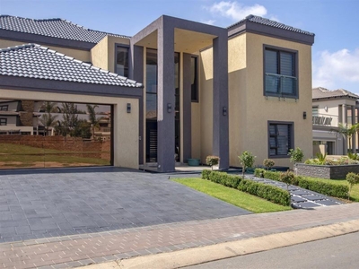 House for sale with 4 bedrooms, Blue Valley Golf Estate, Centurion