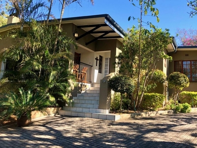 House for sale with 4 bedrooms, Nelspruit, Nelspruit Ext 5