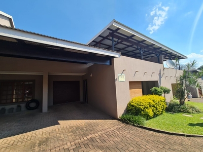 2 Bedroom Townhouse To Let in Premierpark