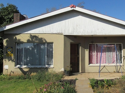 FNB Quick Sell 3 Bedroom House for Sale in Krugersdorp - MR5