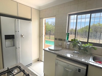 4 Bedroom Cluster in Fourways For Sale