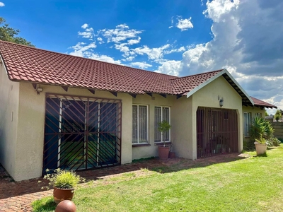 4 Bedroom Freehold To Let in Brakpan North