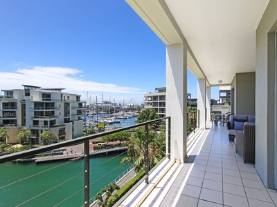 2 Bedroom Apartment Sold in Waterfront