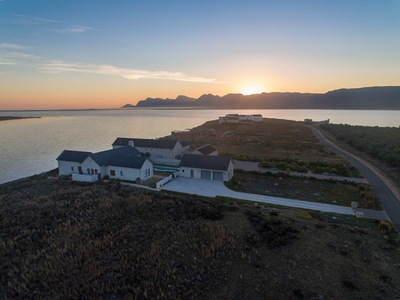 2 Bedroom House For Sale in Benguela Cove Lagoon Wine Estate