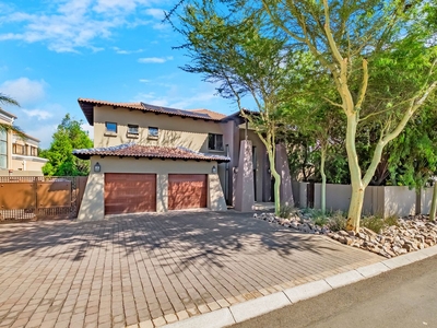 4 Bedroom House Sold in Eagle Canyon Golf Estate