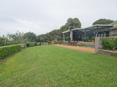 4 Bedroom House For Sale in Illovo Beach