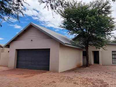 4 Bedroom House For Sale in Kathu