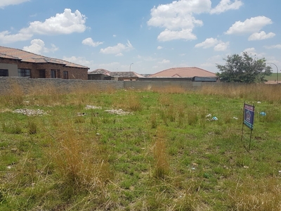 560m² Vacant Land For Sale in Kinross