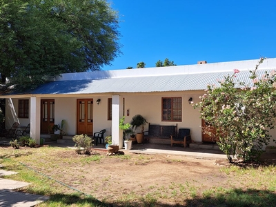 8 Bedroom Guest House Sold in Clanwilliam