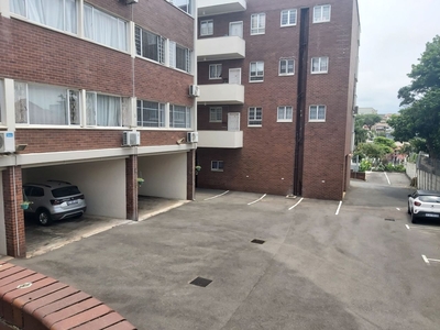 1 Bedroom Apartment To Let in Essenwood