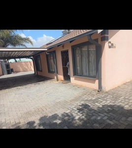 3 Bedroom House To Let in Boitekong