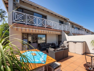 3 Bedroom Townhouse For Sale in Scottburgh Central