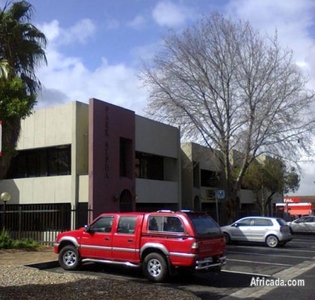 BELVILLE: 65m2 Office/Retail To Let or For Sale