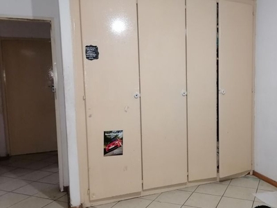 2 Bedroom apartment sold in Berea Park, Pretoria