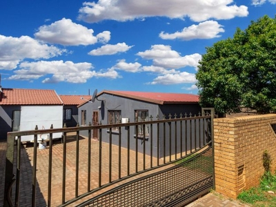 3 Bedroom house sold in Glen Ridge, Soweto