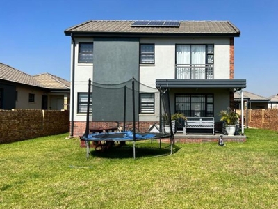 3 Bedroom house for sale in Fourways, Sandton