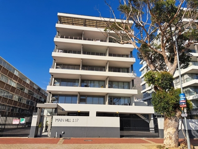0.5 Bedroom Apartment To Let in Green Point