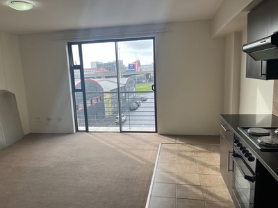 1 bedroom apartment to rent in Zonnebloem