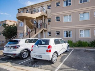 2 Bedroom apartment for sale in Somerset Forest, Somerset West