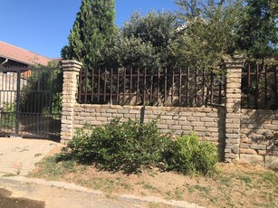 Property wanted around Kaalfontein in Tembisa