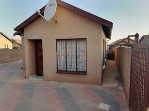 Stunning 3 Bedrooms to Rent in Soshanguve WW